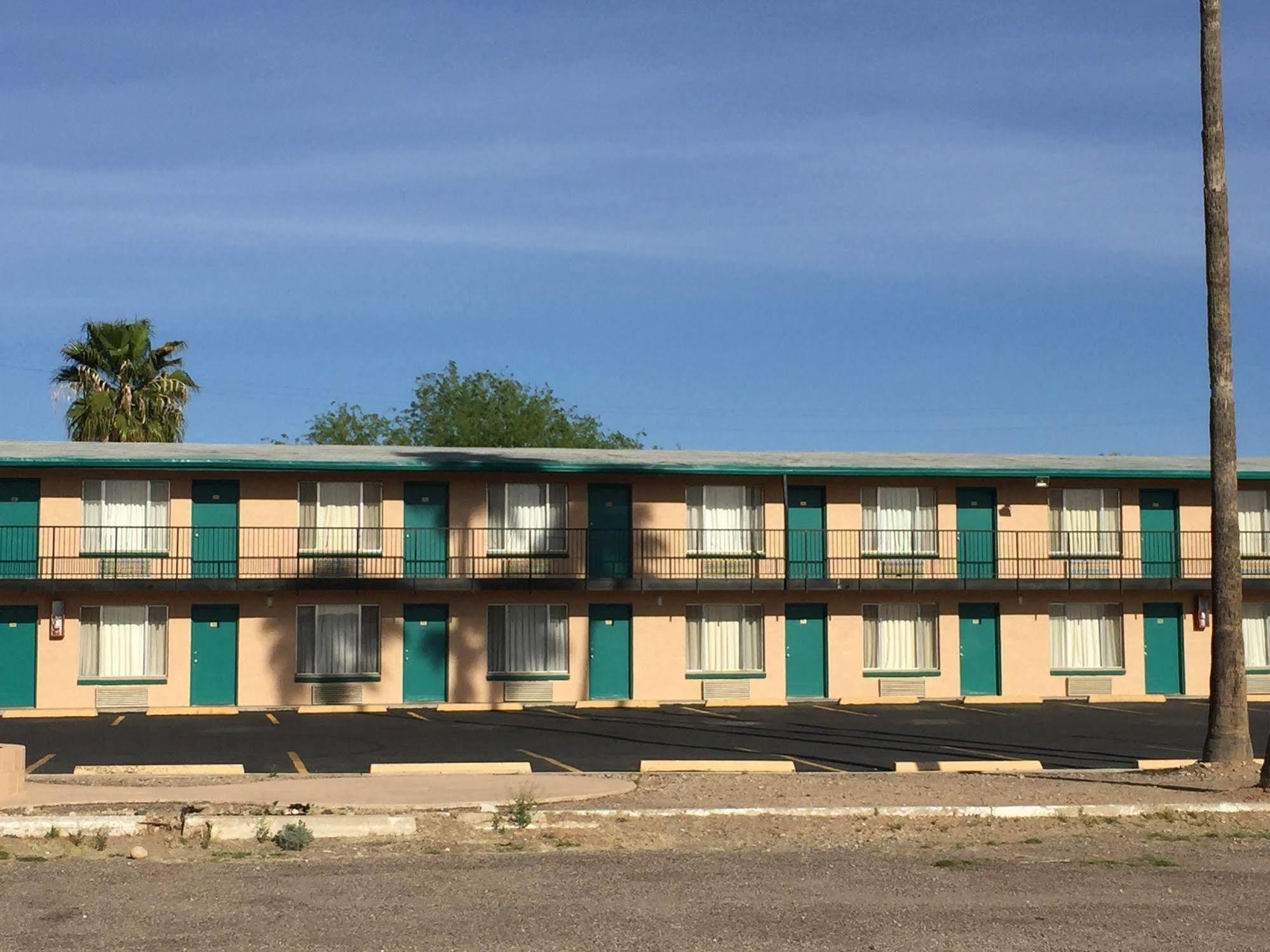 Amazon Motel Tucson Exterior photo